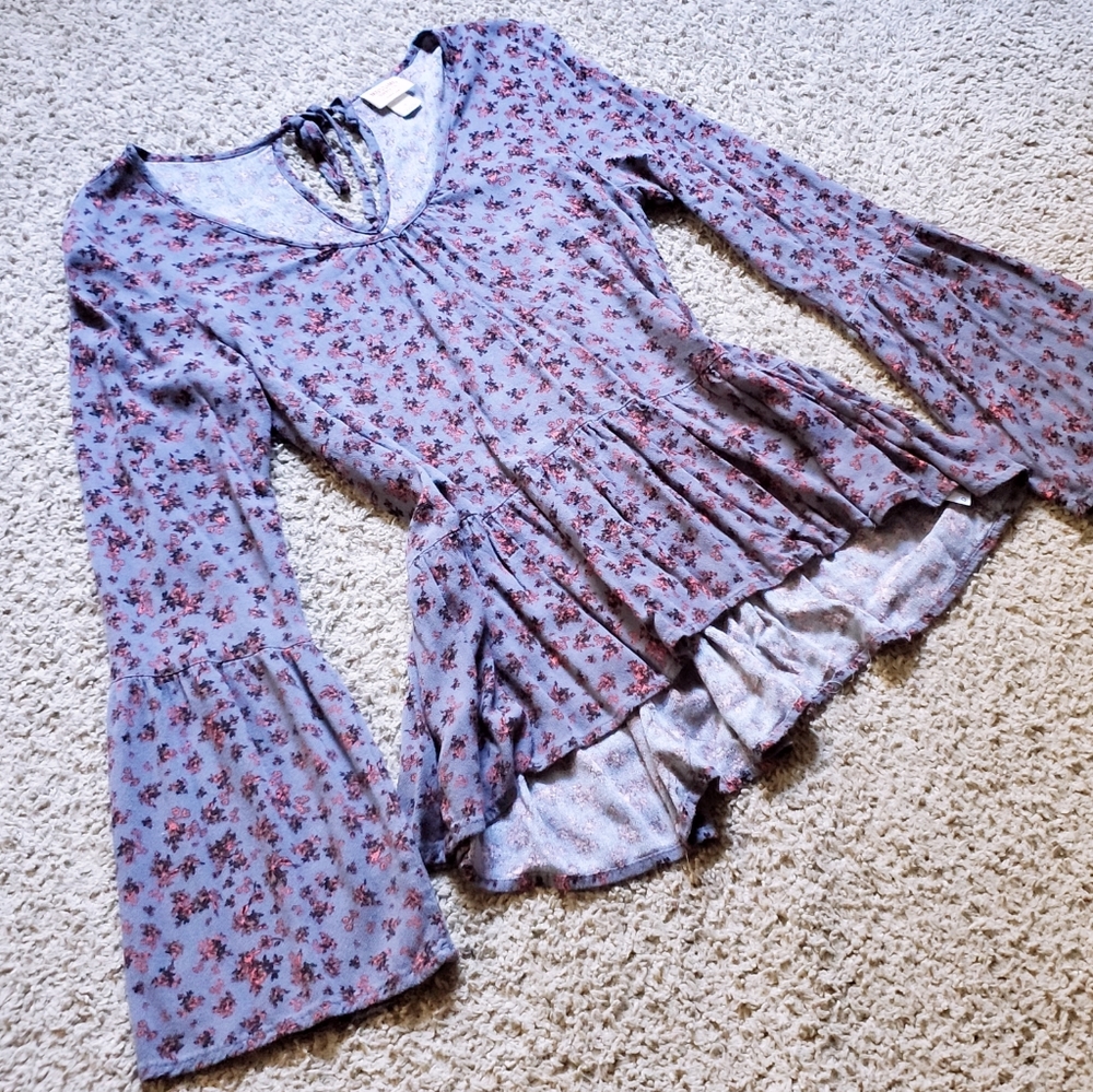 Flowy peplum top